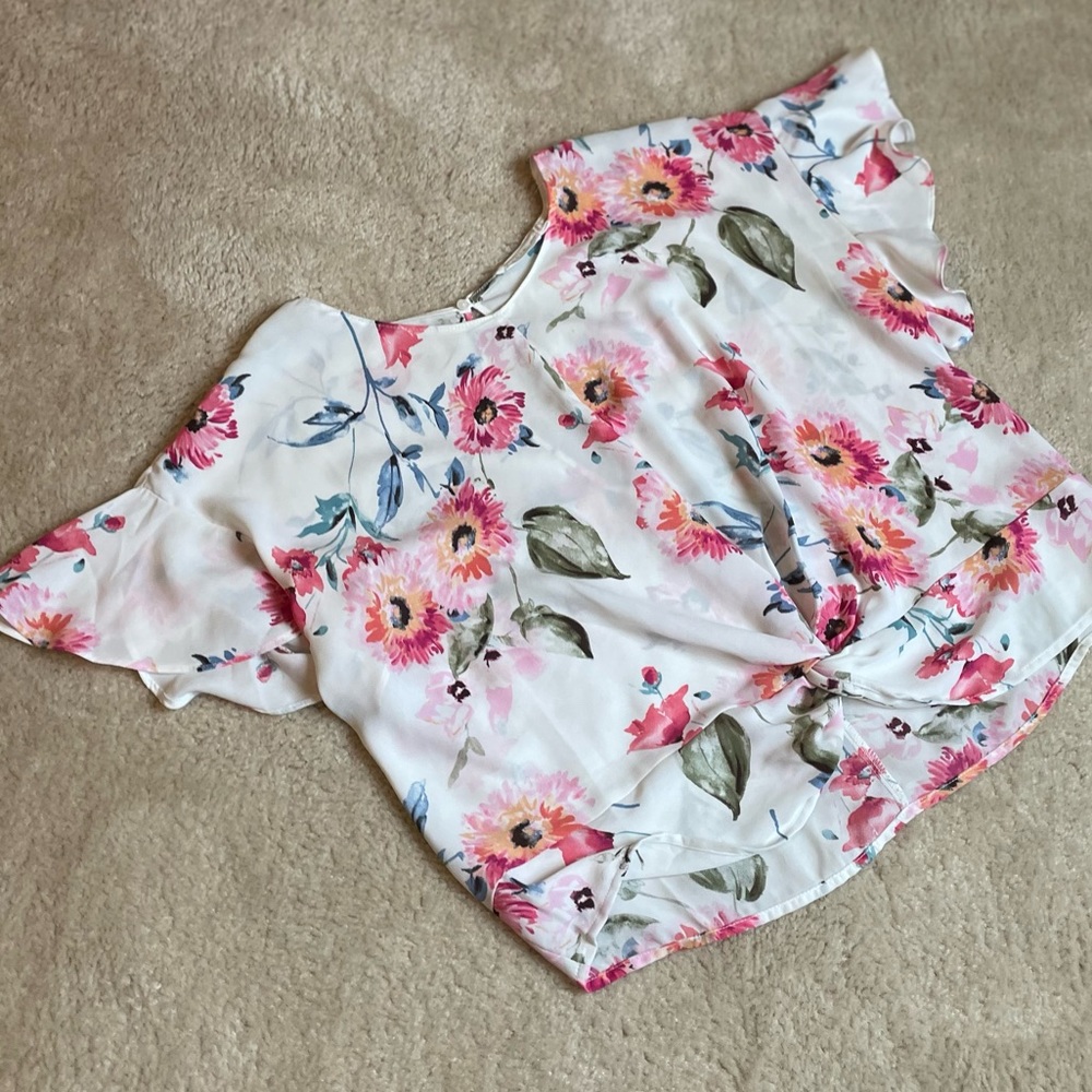 Lush Twist front crop top, Size Large